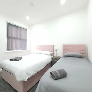 Apartment Dysa Banks